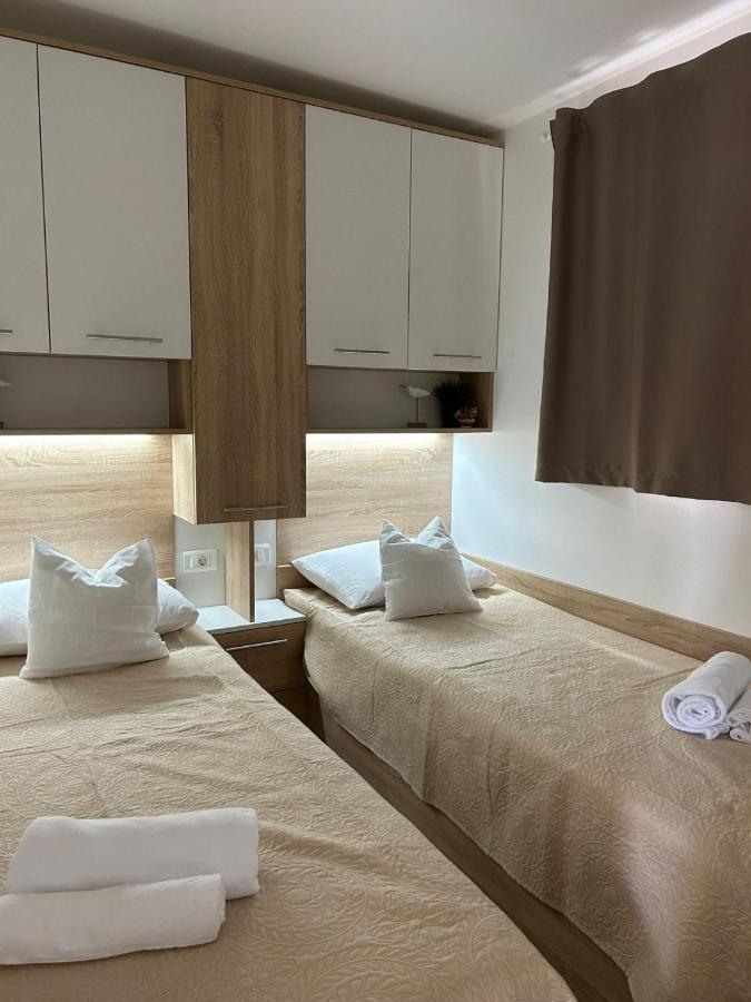 Oremore - Premium Mobile Home - Oaza Mira Camping, Drage Bagian luar foto