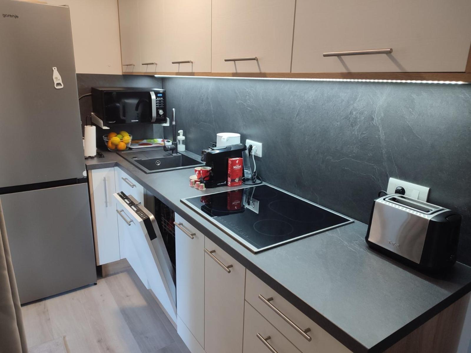 Oremore - Premium Mobile Home - Oaza Mira Camping, Drage Bagian luar foto